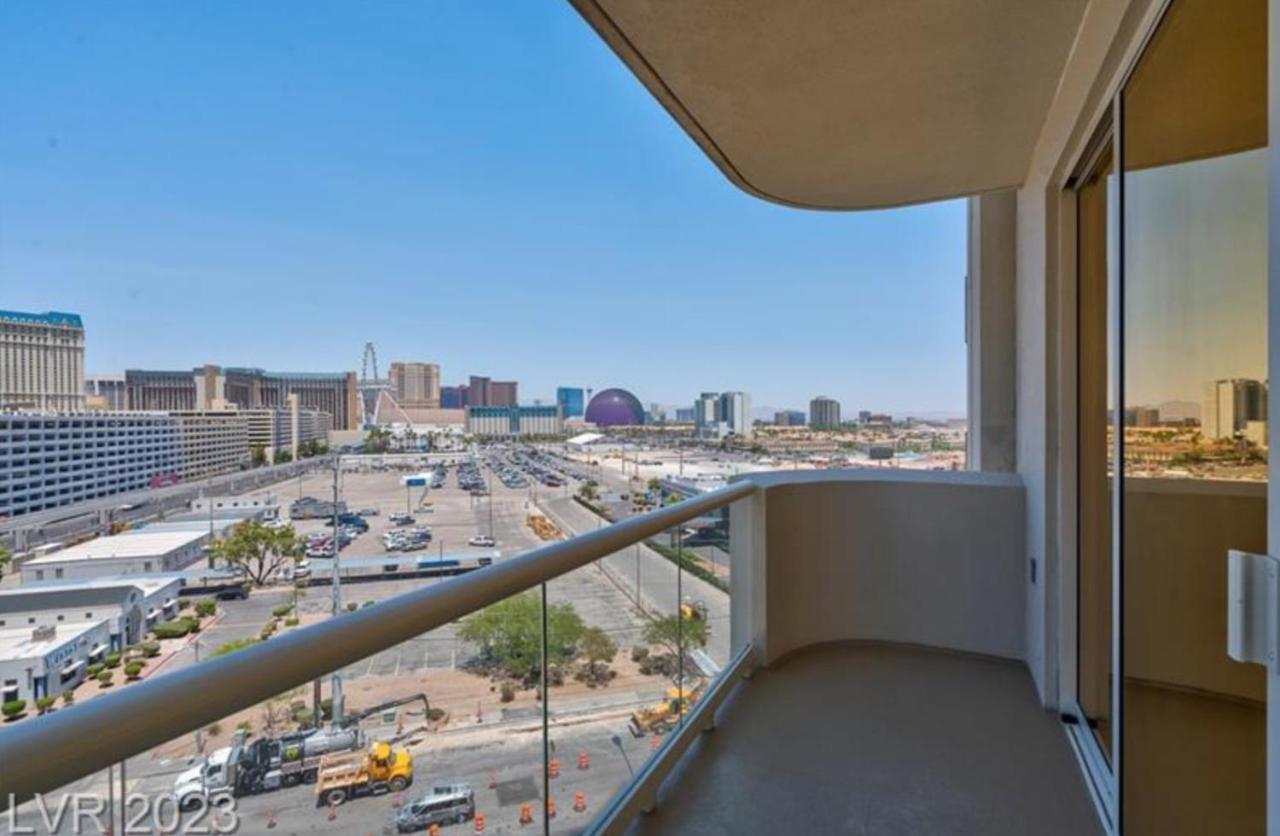 Msg Sphere View At Mgm Signature Studio Deluxe Las Vegas Exterior foto